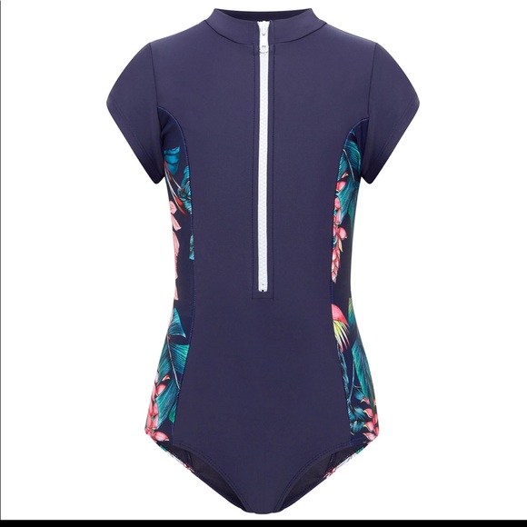 Girl's short sleeve rash suit